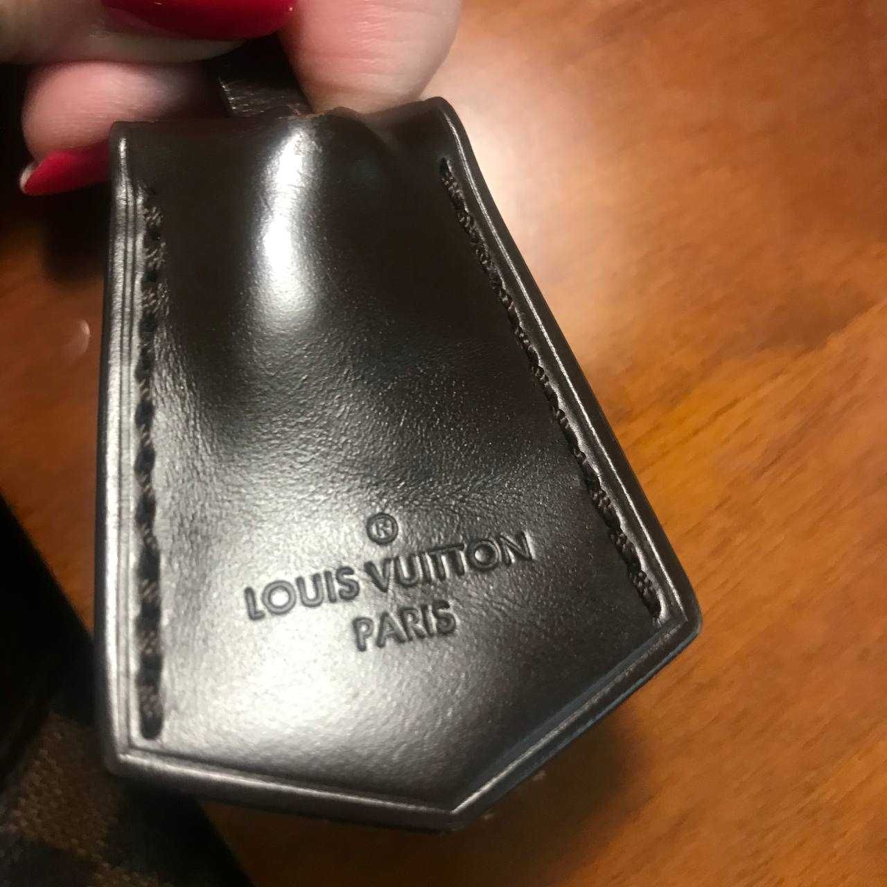 Фирменная сумка Louis Vuitton