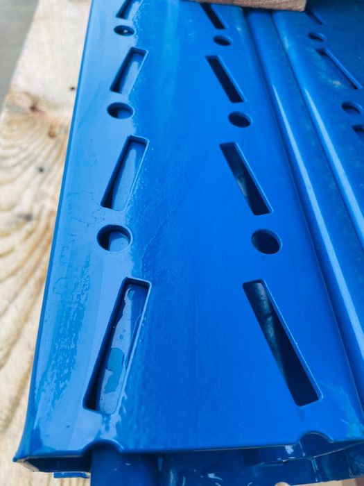 Rafturi metalice 519x901