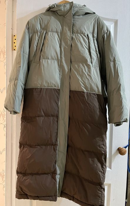 Зимний пуховик женский