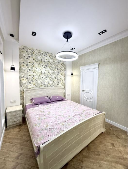 Рудакий.Сдаётся 3х комнатная Люкс Новостройке.Олтин Самарканд