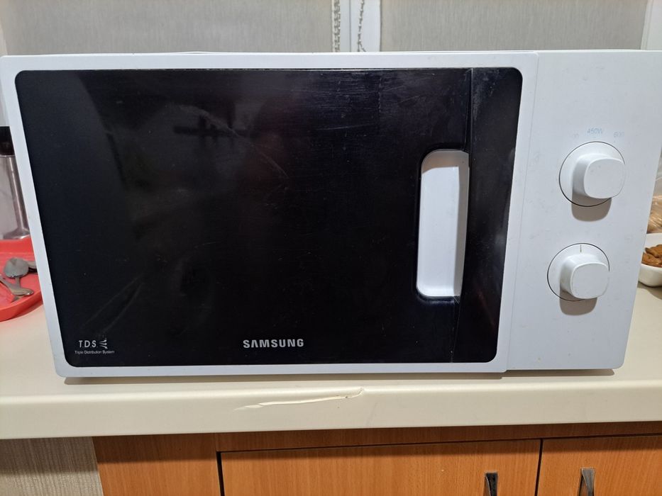 Микроволновка Samsung