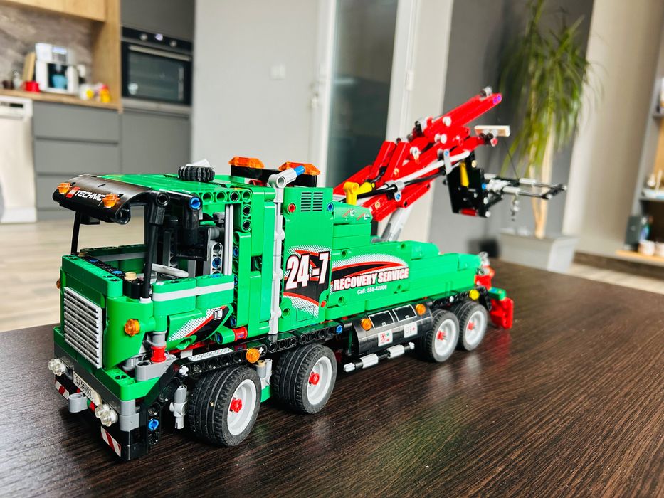 Lego Technic - 42008 Service Truck