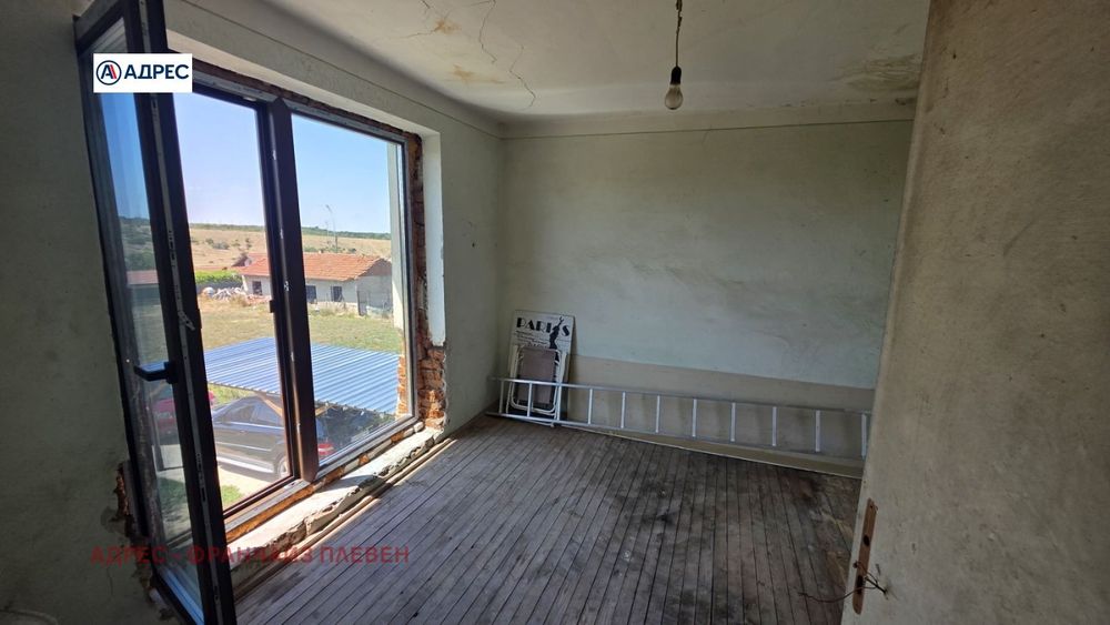 Продава се Къща в с. Радишево, Област Плевен - 134 кв.м за 1045 €/кв.м - Снимка #7