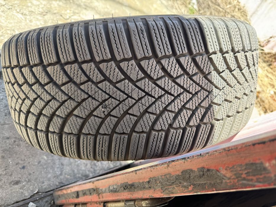 Cauciucuri Bridgestone