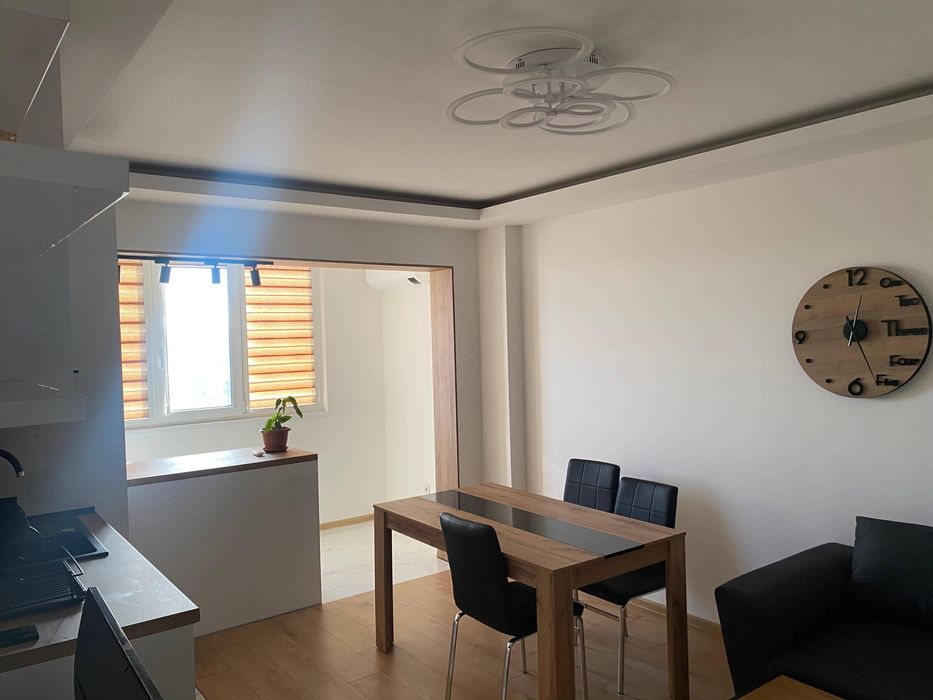 Продава се Тристаен апартамент в София, Обеля 1 - 66 кв.м за 2804 €/кв.м - Снимка #2