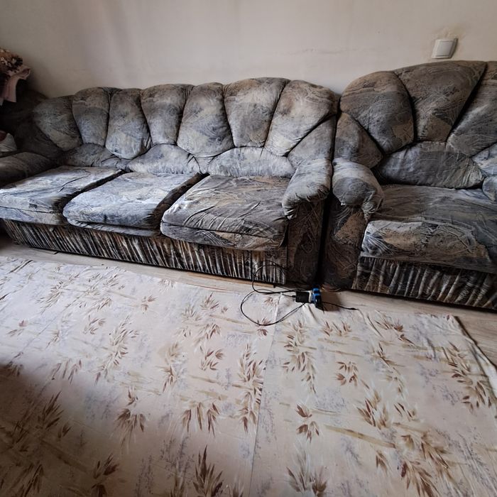 Диван кровать,кресла2 шт,раскладной,прочный,мягкая.