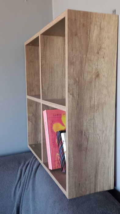 Етажерка от светъл фурнир АЙКО