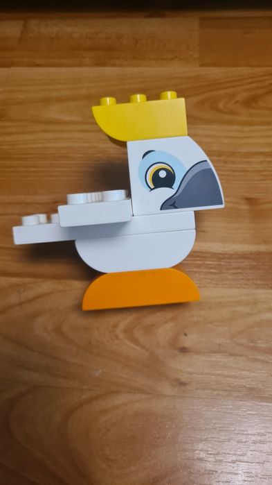 LEGO DUPLO peste 500 piese 7 seturi plus multe alte piese