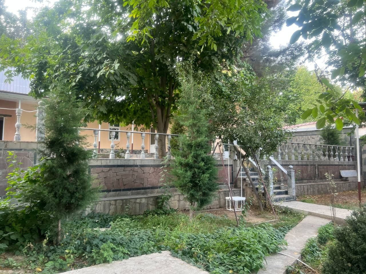 Dacha sotiladi bochkada