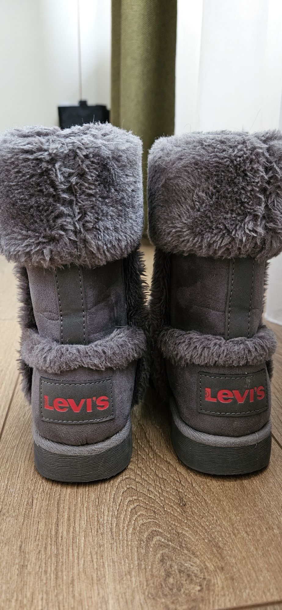 Ботуши Levis 33 р
