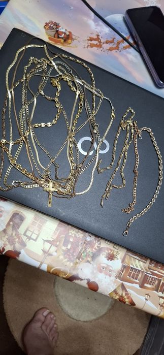 Vind sănțisoare aluminiu si argint