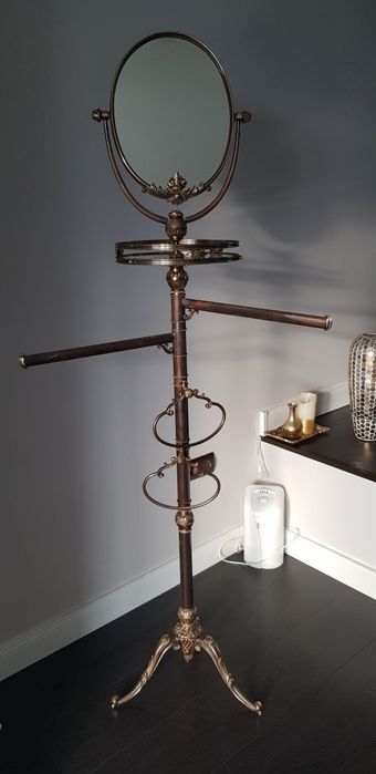 Suport din bronz pentru baie