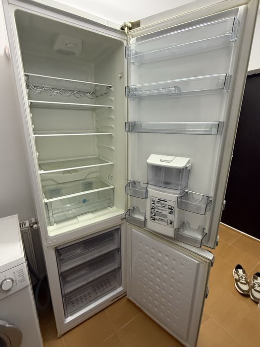 Vand frigider Beko si masina de spalat Bosch