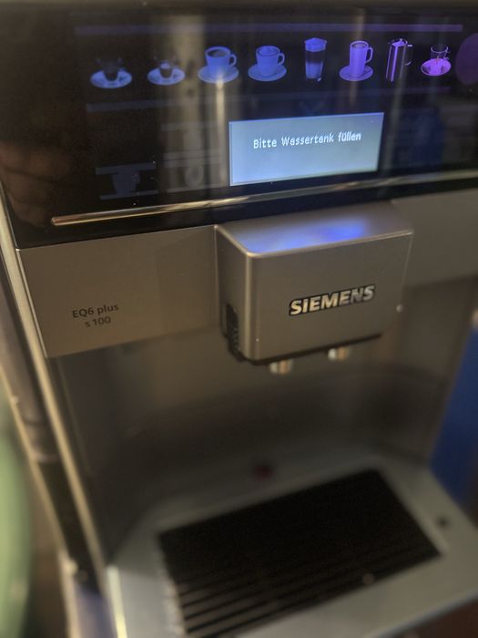 Две кафемашини siemens и delonghi