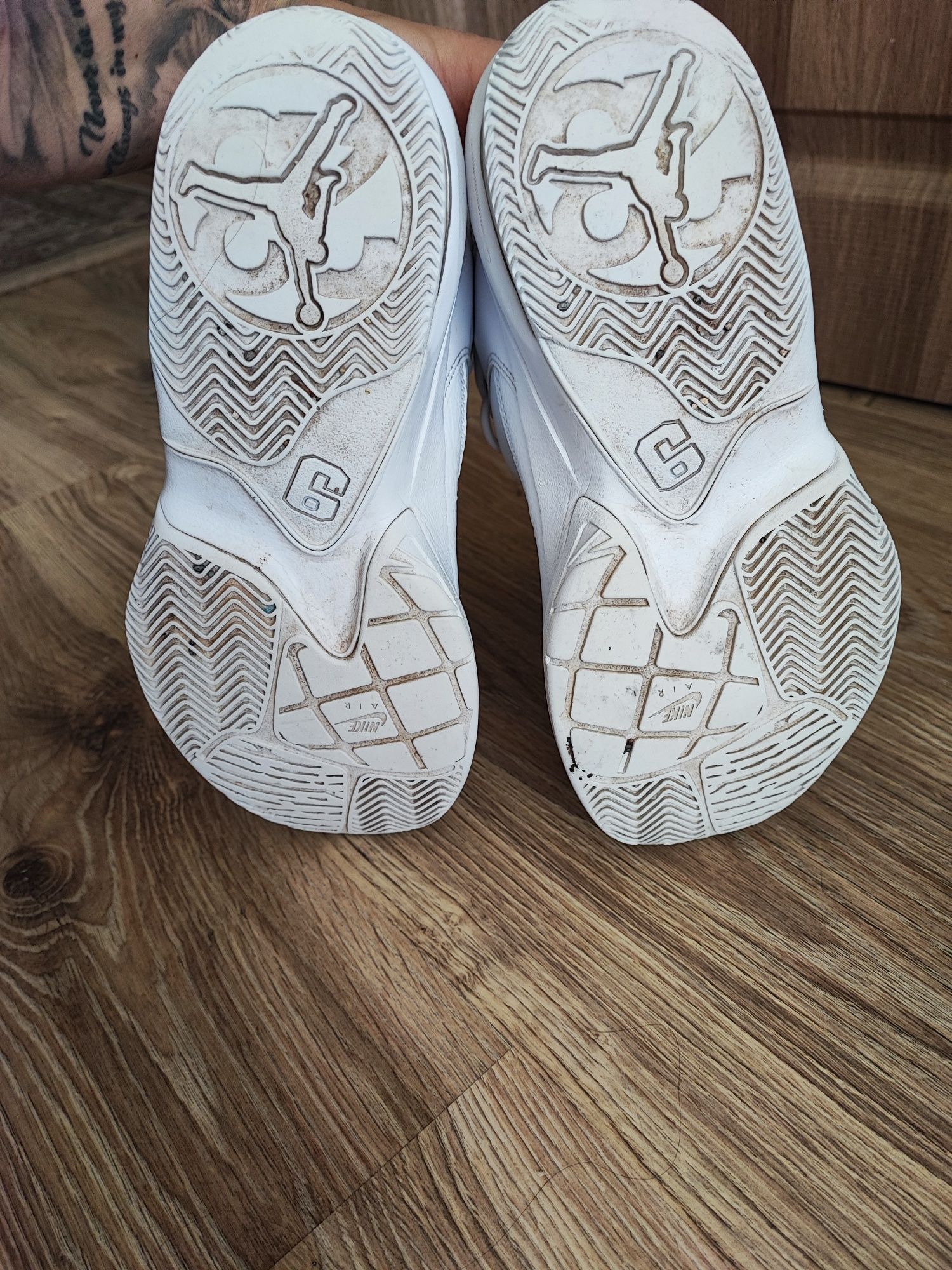 Маратонки Air Jordan UK5 EUR38