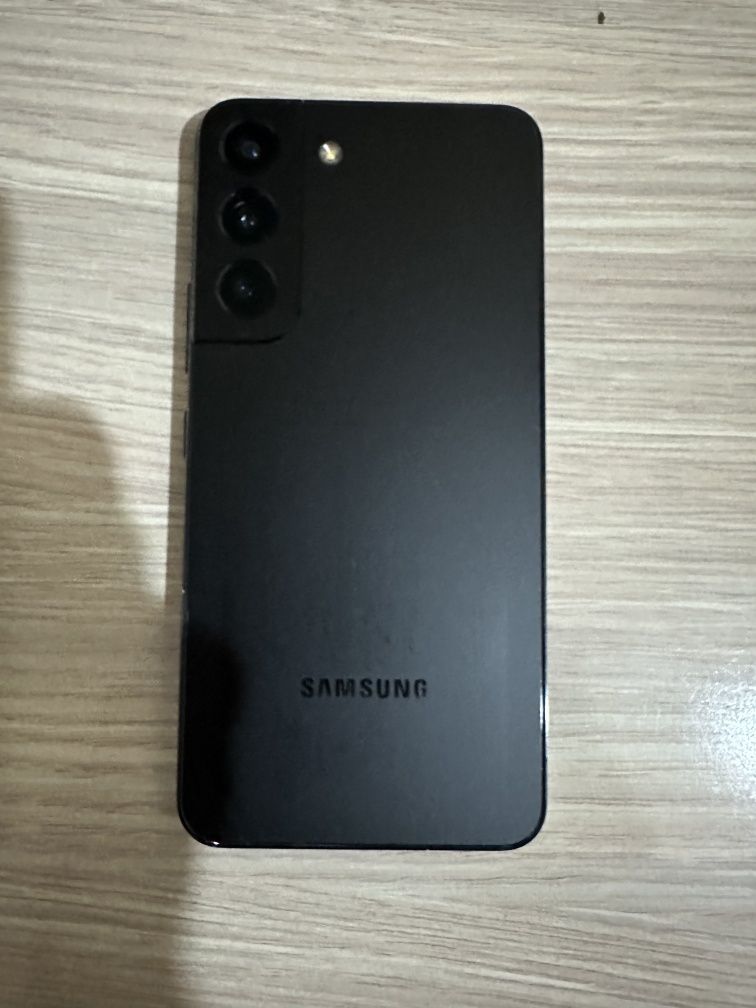 Samsung Galaxy S22
