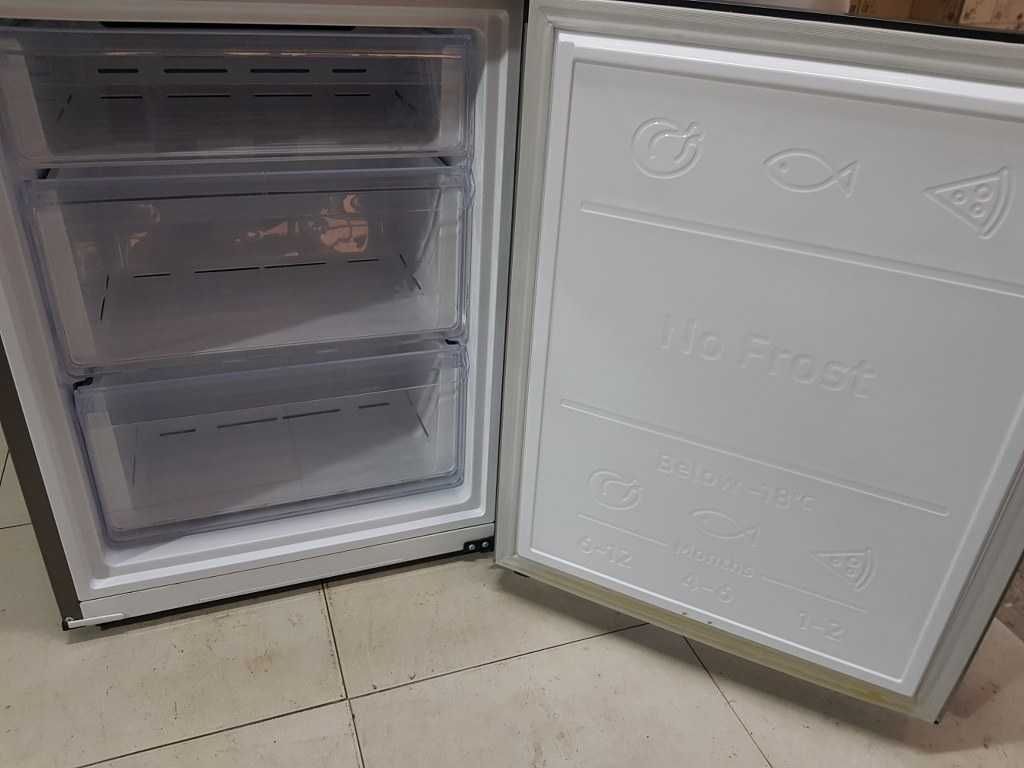Хладилник Samsung RL38T602CSAEG код 2570 - 829лв