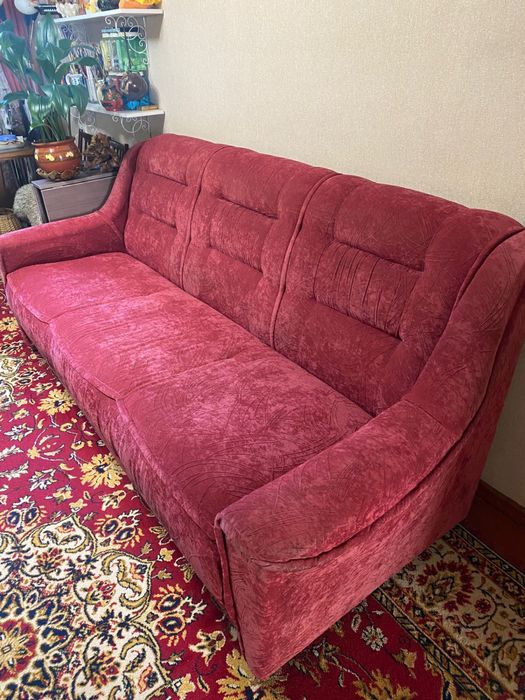 Продам диван и кресло