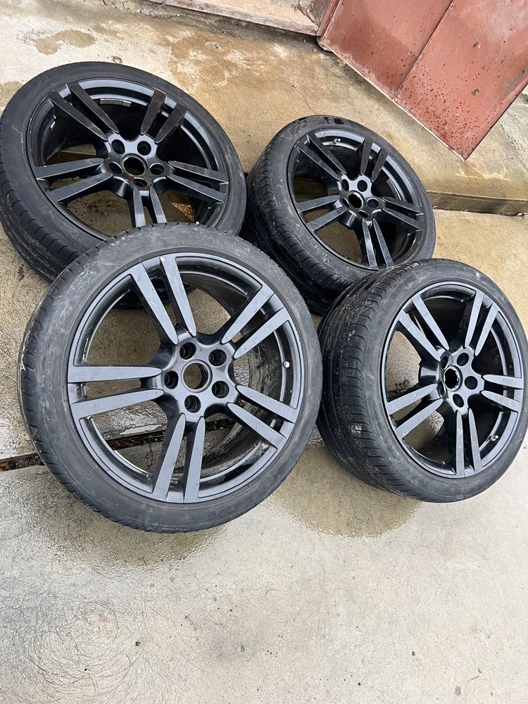 Vand sau schimb (Jante cu cauciucuri Pirell Porche Cayenne 295/35 ZR21