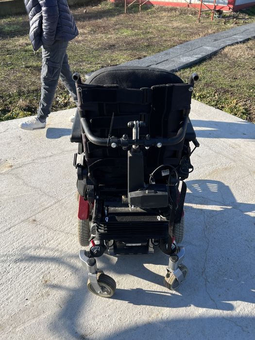 Carucior electric rulant