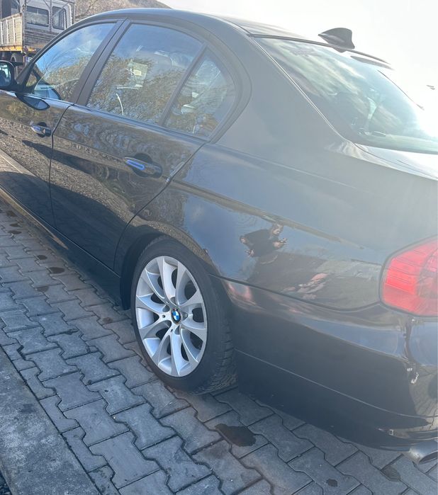 Bmw e90 2011 LCI