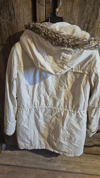 Дамска дълга шуба с качулка