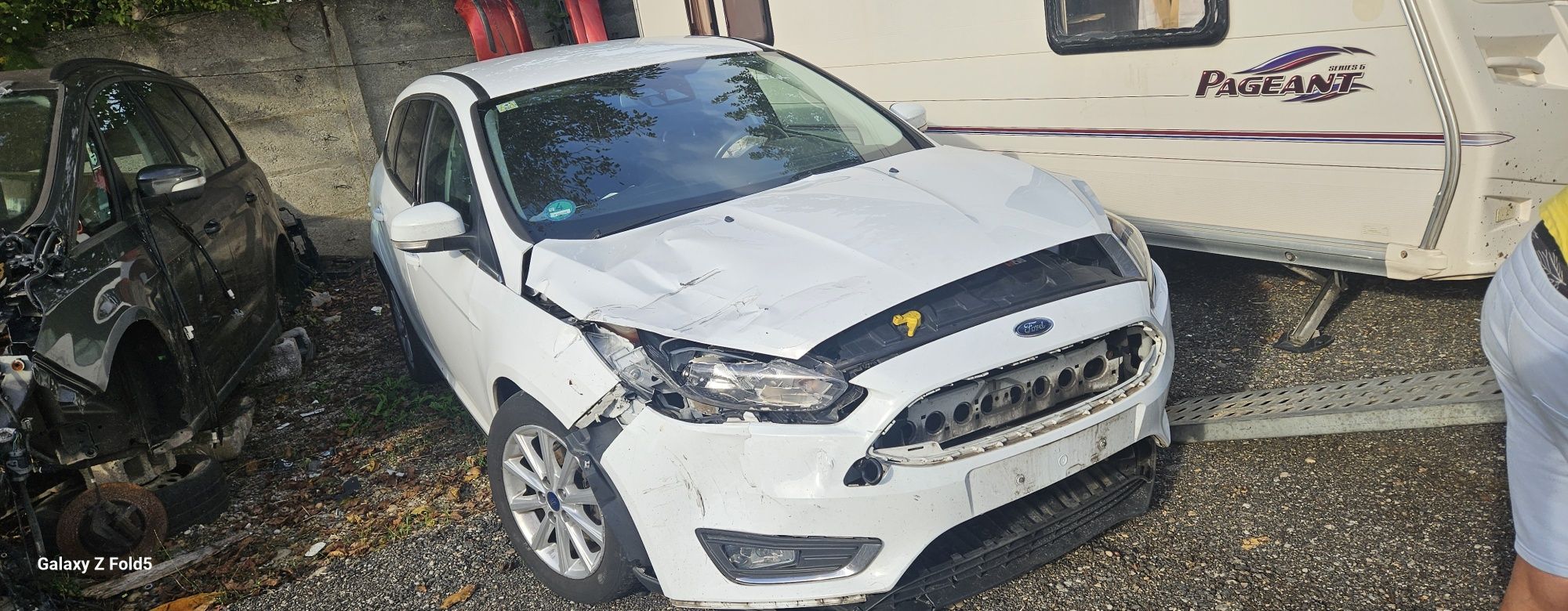 Dezmembrez Ford focus mk3.5 facelift 1.5 tdci 120cp 2017