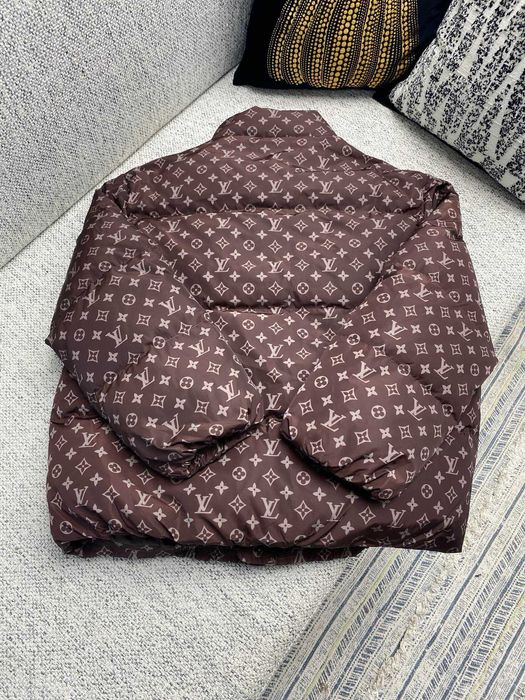 Geaca Louis Vuitton cu puf Premium