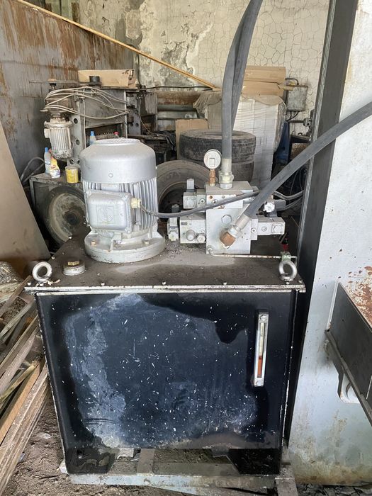 Masina de taiat Spărgător pavaj piatra Pakon 40 t