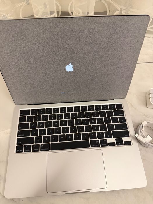Macbook Air M4 13 16gb 256gb