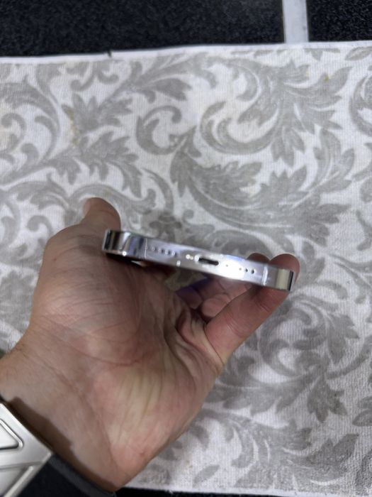 iphone 14 pro 256g KHA region 79 yomkost holati zor oqip tel qlila