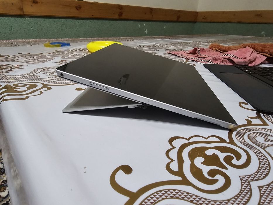 Microsoft Surface Pro 3 Экран сенсор планшет/ноутбук 8 озу / 256 памят