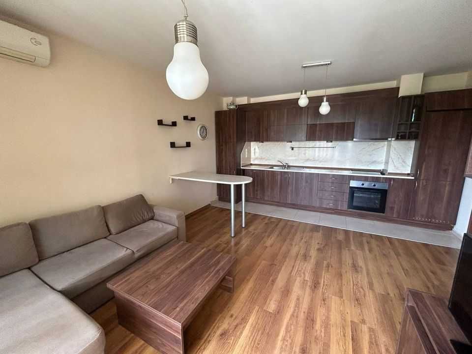 Продава се Тристаен апартамент в Варна, м-т Траката - 96 кв.м за 1563 €/кв.м - Снимка #1