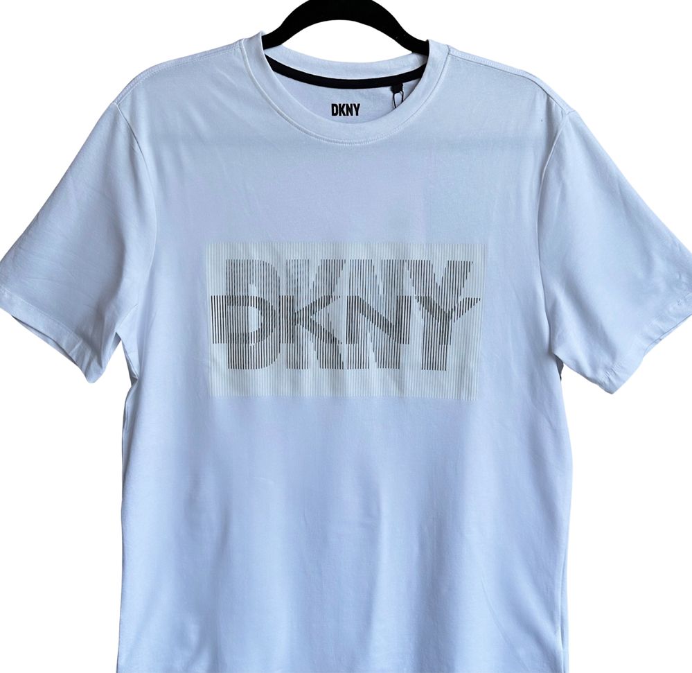 Tricou marca DKNY