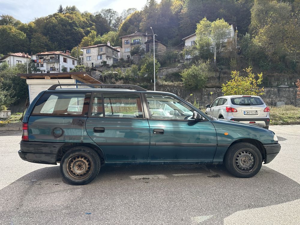 Opel Astra F 1.4Si НА ЧАСТИ