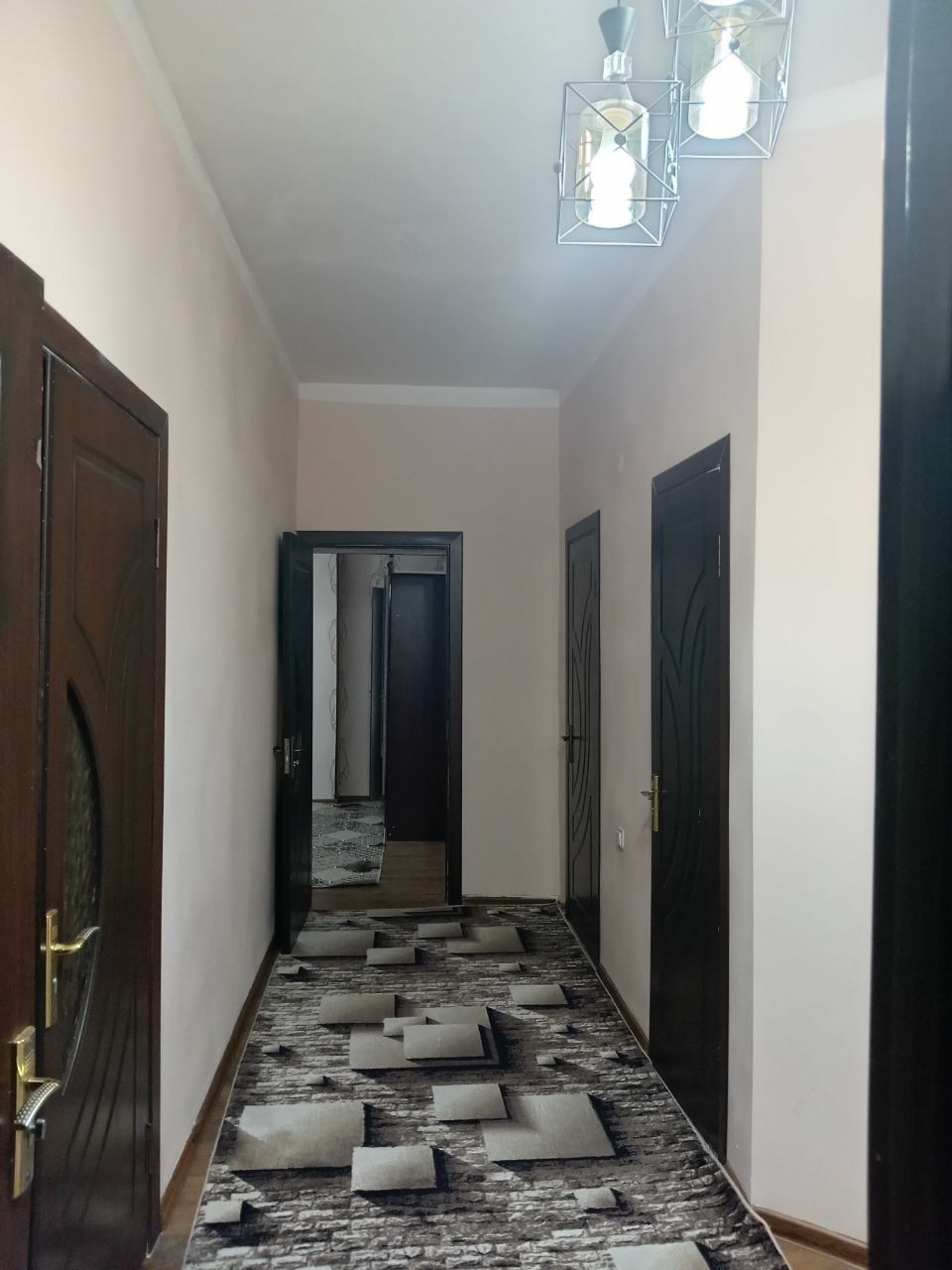 2 хона 2 каватда жойлашган квартира ижорага берилади янги дом 
Ор: Сем
