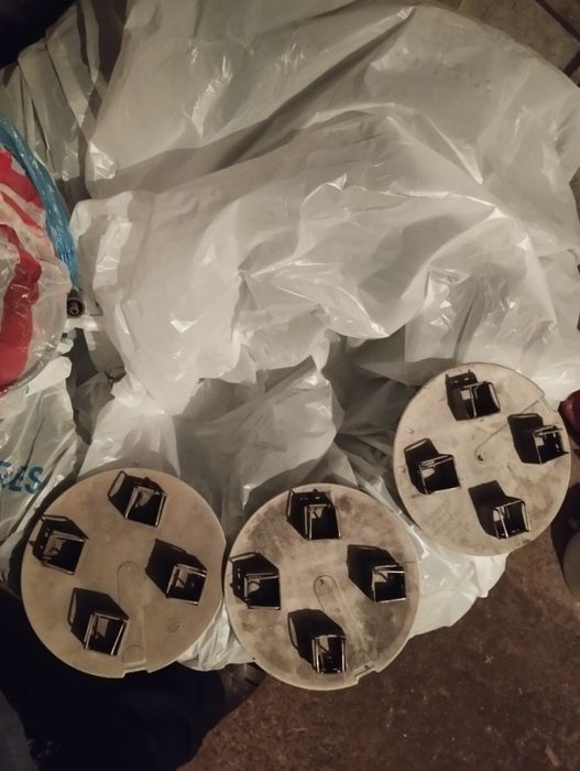 Продам колпаки пассат гольф