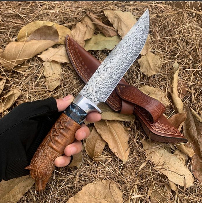 Японски ловен нож MYATO WOOLF DAMASK с кожена кания,LN429