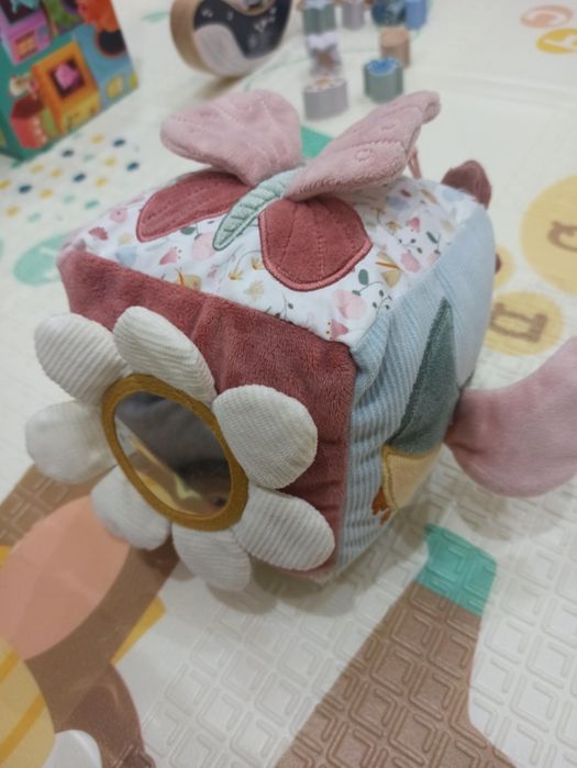 Меко активно кубче Little Dutch