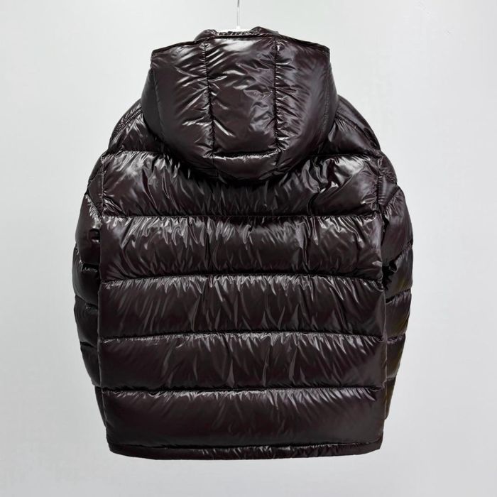 Geaca Moncler , calitate premium , pe comanda , noua , L