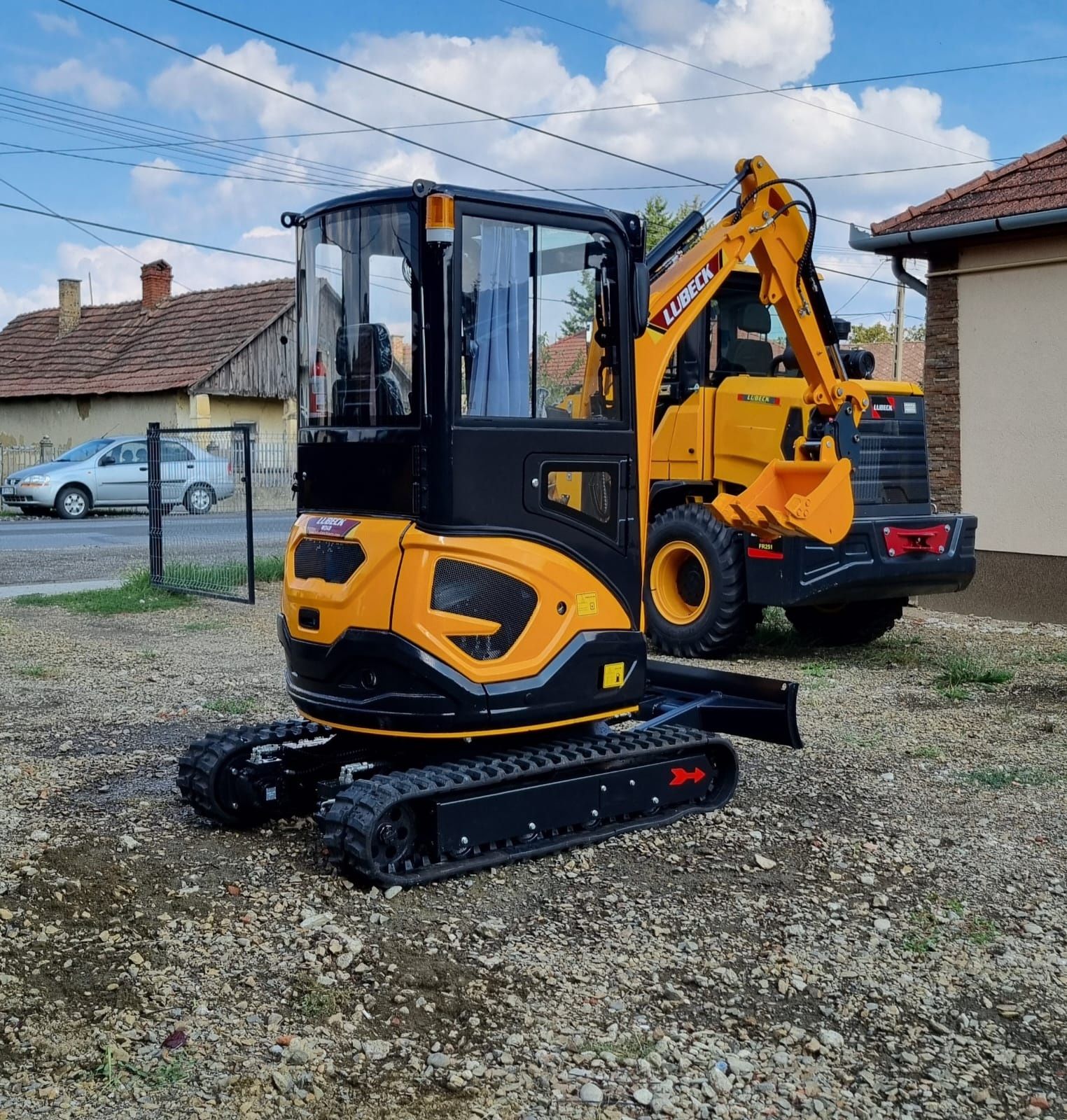Excavator Lubeck W 240 Nou 2.4t Garantie 2 ani