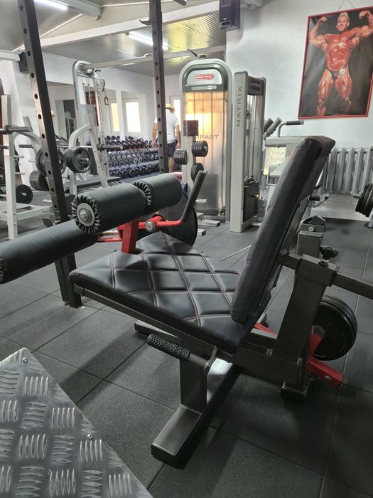 Aparat picioare / Extensii + flexii/ Leg extension + Leg curl !!!