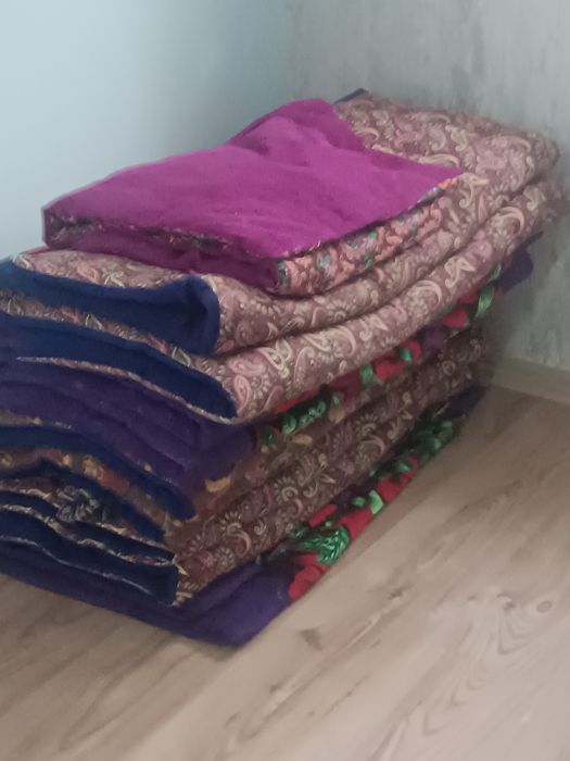 Срочно продам курпачу.Количество 5 штук,за штуку 80 000 тыс, цена дог