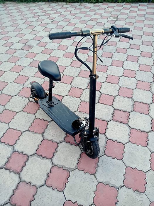 Электросамокат Kugoo M4