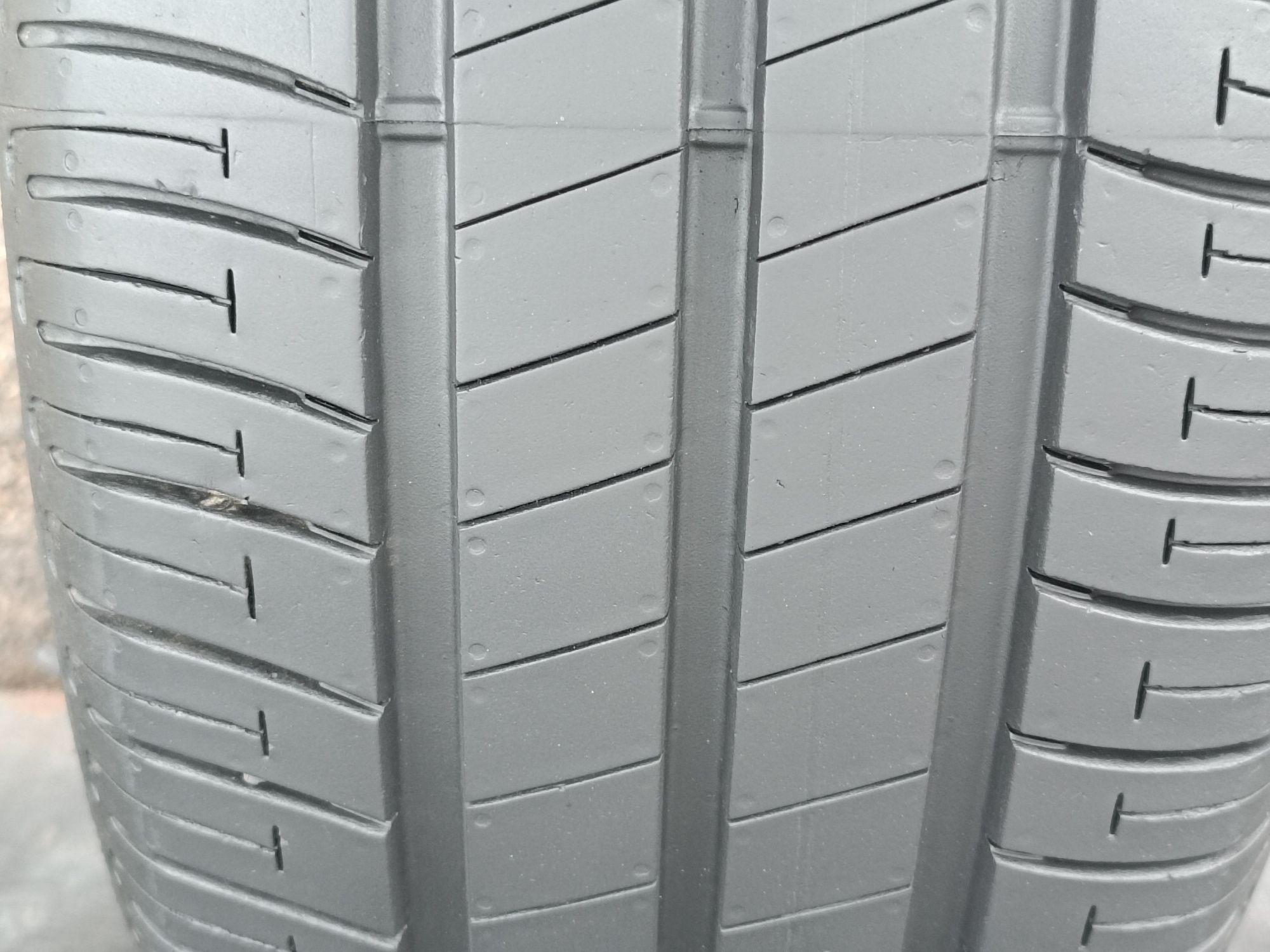 205/55/16 Bridgestone Дот 1523