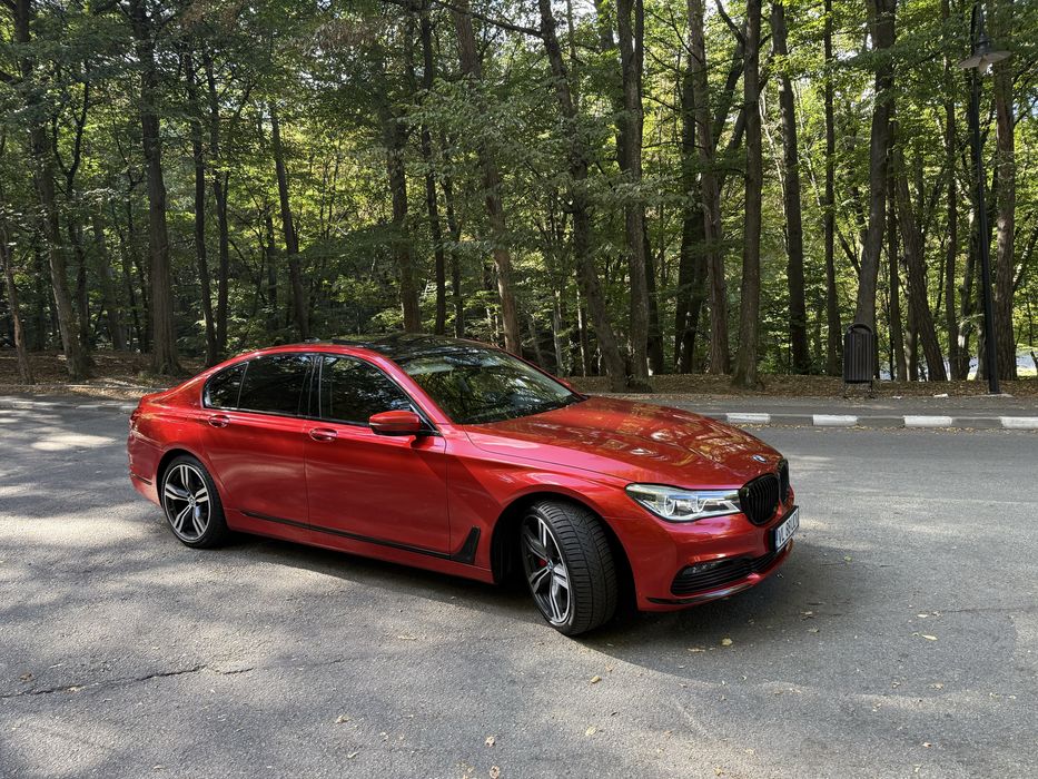 Bmw 740i g11 ,2018 full(culoare deosebita) pret 31000€
