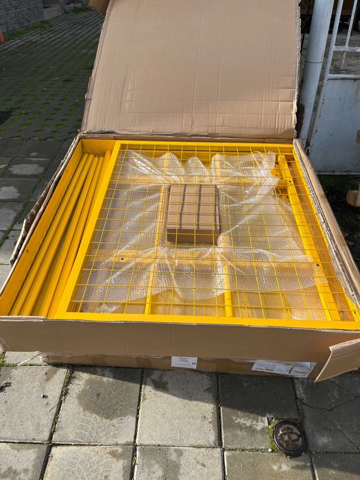 Кош за повдигане на хора за вилици (повдигач).