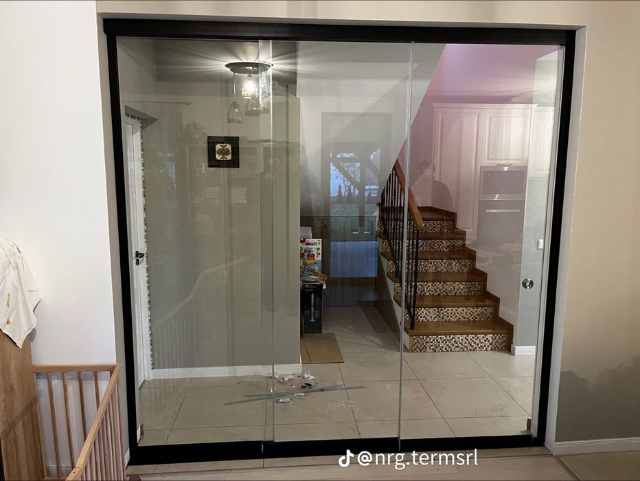 Închideri terase, balcoane, compartimentări cu sticla