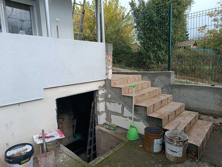 Продавам къща в Червен бряг, Маркова могила.