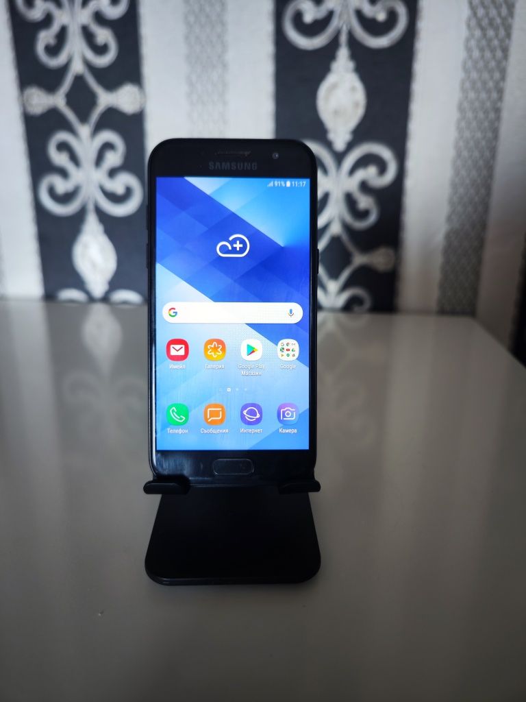 Samsung Galaxy A3 2017 SM-A320F
